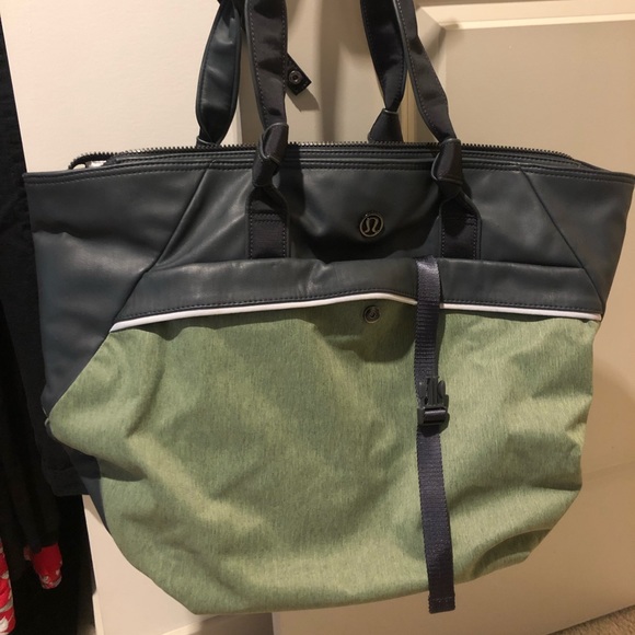 lululemon athletica Handbags - Lululemon duffel bag
